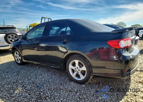 2011 Toyota Corolla S z USA, uszkodzony, nr VIN 2T1BU4EE6BC548618
